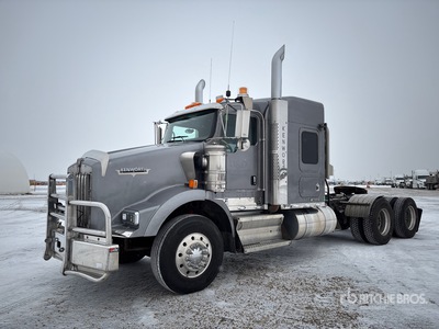 2008 Kenworth T800 6x4 T/A Sleeper Truck Tractor