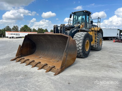 2015 John Deere 844K Wheel Loader