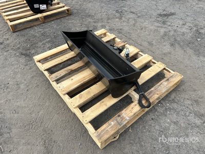 2026 VICSEC VCT800 32 in Hydraulic Tilting Excavator Bucket (Unused)