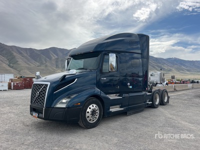 2020 Volvo VNL 6x4 Cabeza Tractora Cabina Dormitorio