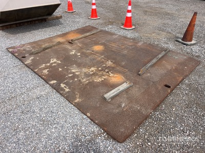 7 ft 8 in x 10 ft 2 in (1 in Thick) Stalen platen