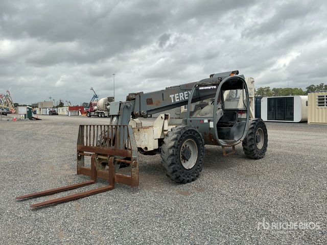2005 Terex TH842C Telehandler