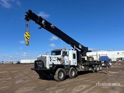 Weldco WCL35TC75 70000 lb Straight Boom on 2013 Kenworth C500 8x6 Twin-Steer 35 Ton Boom Truck