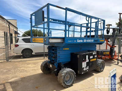 2018 Genie GS4069RT 4x4 منصة رفع متحركة