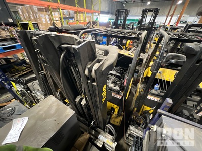 Yale GLC070 5100 lb Cushion Tire Chariot Élévateur (Inoperable)