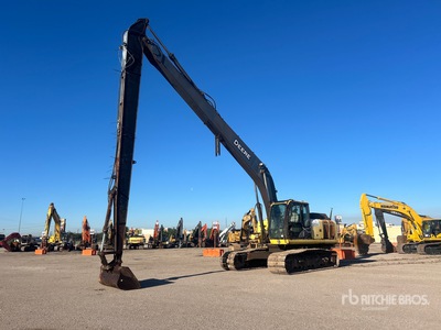 2014 John Deere 250G LC Long Reach Tracked Excavator