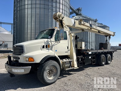 2007 National 800D 46000 lb Straight Boom on 2007 Sterling LT8500 6x4 - 25 ton National Crane - ブームトレーラー