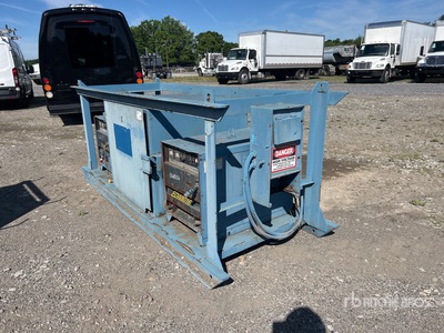 1999 Lincoln Idealarc DC-600 113 A Skid-Mounted Stick Electric Welder