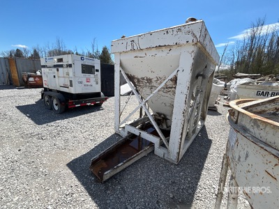 Gar-Bro 4159 6 CY Concrete Bucket