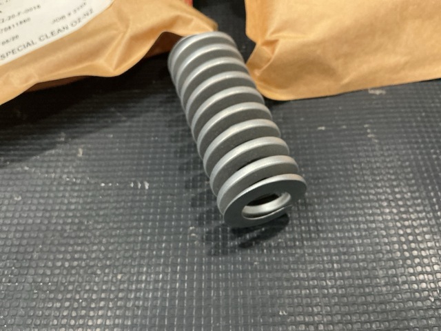 (4) Eaton 38774 Helical Compression Springs