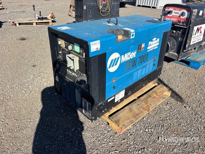 2014 Miller Big Blue 400 Pro 400 A Skid-Mounted Multi-Process Engine Driven Welder