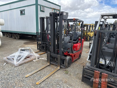 Tusk Lift 350CG-17 2950 lb Forklift