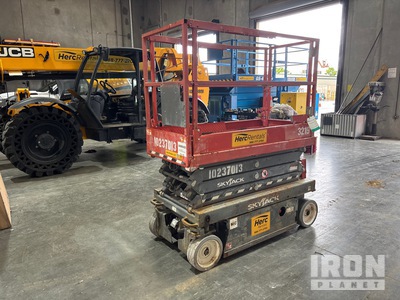 2018 Skyjack 3219 Electric Scissor Lift