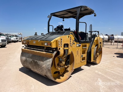 2017 Cat CB66B Compacteur  double bille