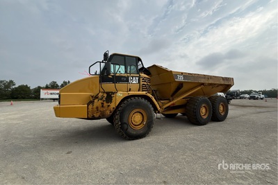 2006 Cat 725 Articulated Dump Truck
