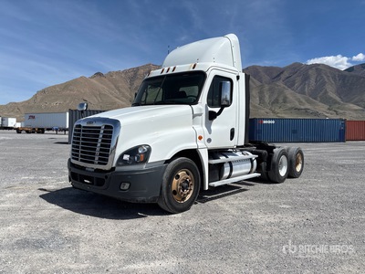 2016 Freightliner Cascadia 125 6x2 T/A Day Cab Truck Tractor