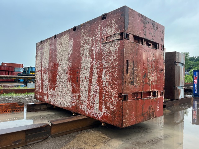 2014 Poseidon PF27 10 ft x 20 ft x 7 ft Crane Barge 2014 Poseidon PF27 10 ft x 20 ft x 7 ft Crane Barge