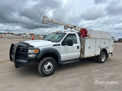 2013 Ford F-550 4x2 Service Truck