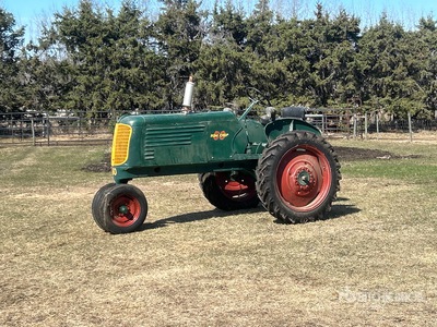 Oliver 60 2WD Narrow Front Antique Tractor