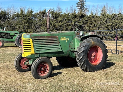 Oliver Standard 77 2WD Wide Front Tractor histórico