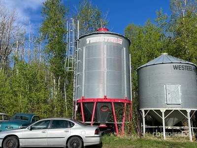 Twister 5 Ring Hopper Grain Bin