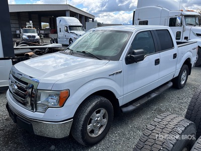 2011 Ford F-150 XLT 4x4 Crew Cab بيك اب