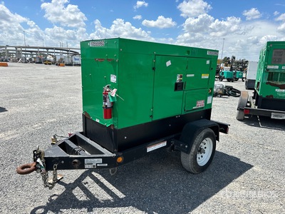 2022 Whisperwatt DCA-25SSIU4F 25 kVA Mobile Generador