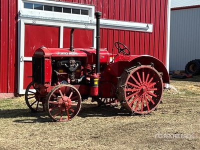 1934 McCormick Deering W30 2WD Wide Front جرار تاريخي