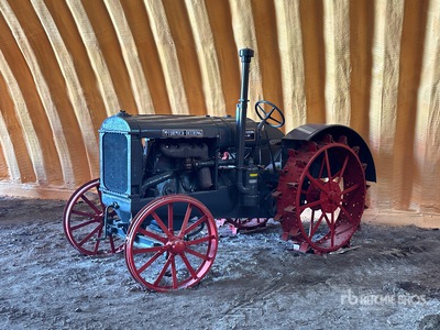 1926 McCormick Deering 15-30 2WD Ciągnik zabytkowy