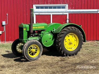 1937 John Deere D15-27 2WD Wide Front Ciągnik zabytkowy