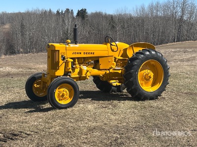 1959 John Deere 430 W Industrial 2WD Wide Front Tractor histórico