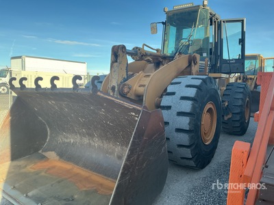 Case 821B Wheel Loader