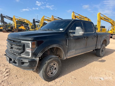 2022 Ford F-250 Lariat 4x4 Crew Cab بيك اب