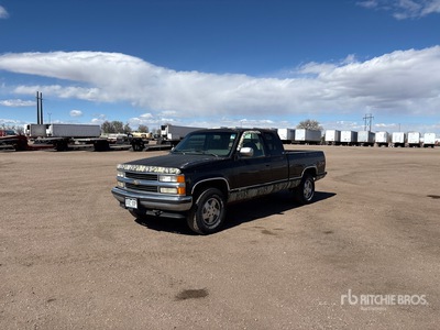 1994 Chevrolet 1500 4x4 Extended Cab Pickup