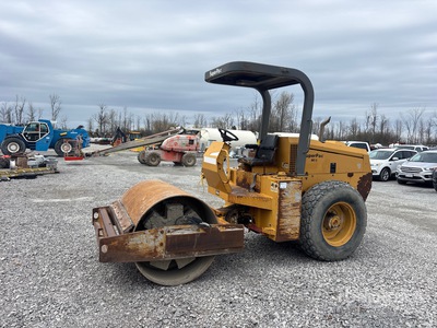 2001 Super Pac 600 Smooth Drum Compactor