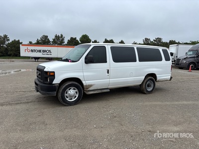 2008 Ford E-350 XL 10 Passenger Van