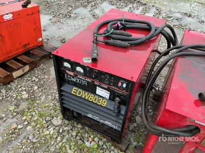 2002 Lincoln Idealarc DC-1000 1000 A Skid-Mounted Stick Electric Welder