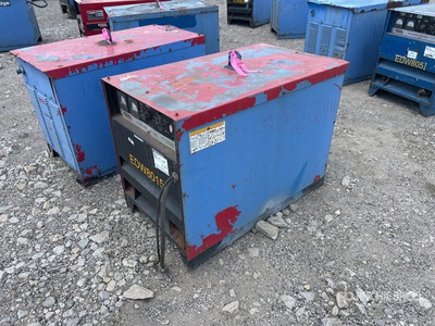 1999 Lincoln Idealarc DC-600 113 A Stick Electric Welder