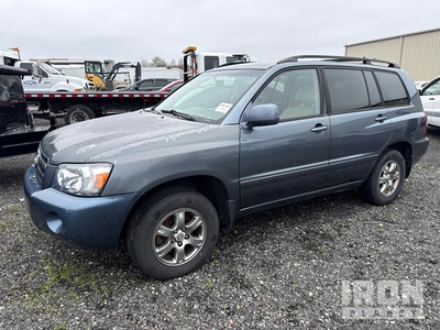 2004 Toyota Highlander SUV