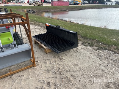 2025 Kit Containers QT-SB-H72-F 71 in Skeleton Skid Steer Bucket (Unused)