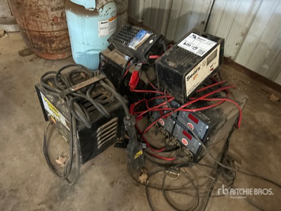 Quantity of (4) Battery Charger