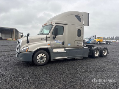 2017 Freightliner Cascadia 125 6x4 T/A Sleeper Truck Tractor