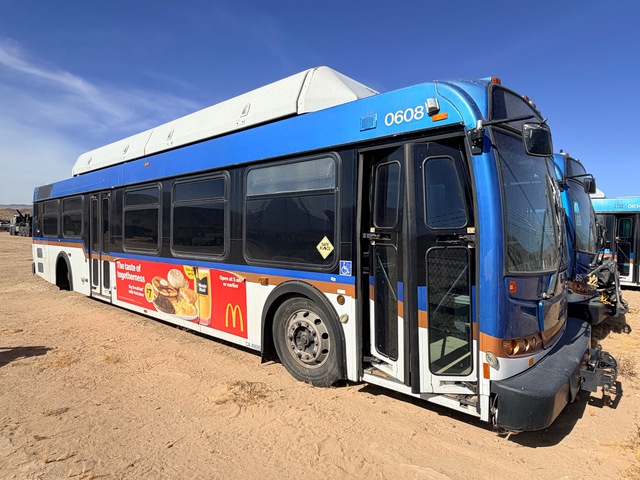 2006 New Flyer Transit Bus