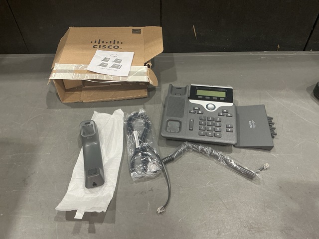 (10) Cisco CP-7811 UC Phones