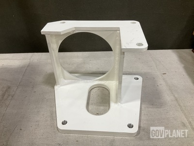 (5) 12489554 Angle Brackets
