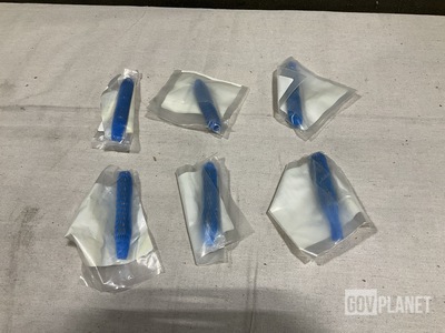 (74) Bell Helicopter 120-237-4J Plain Studs