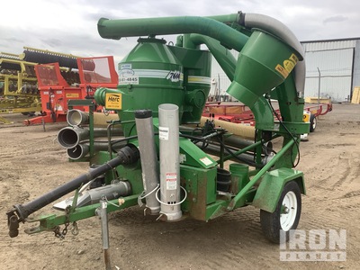 Walinga 7614 Grain Tractor Attachment