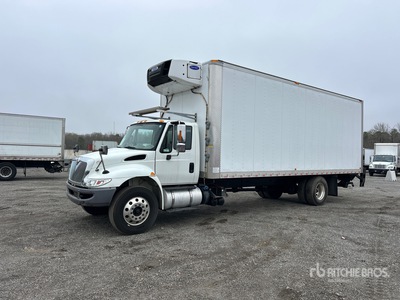 2018 International 4300 4x2 Camiones