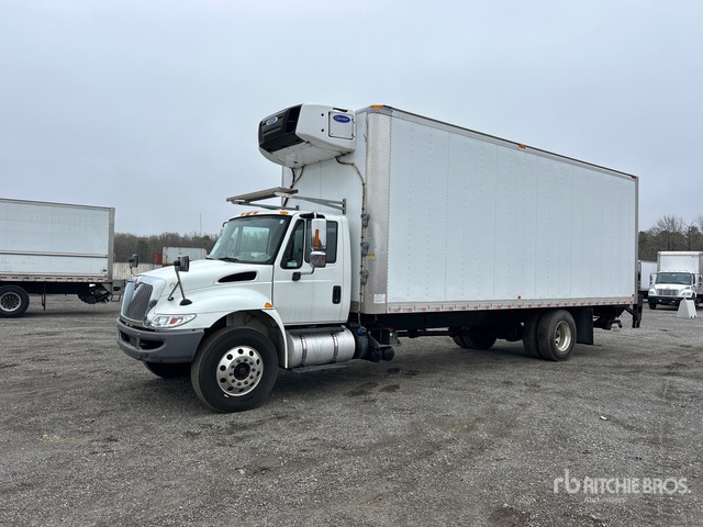 2018 International 4300 4x2 Refrigerated Truck