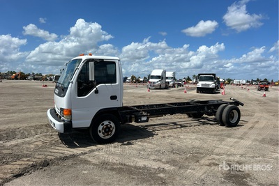 2004 Isuzu NPR 4x2 Cab and Chassis